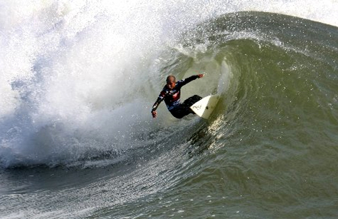 Shredding the waves at Steamer Lane