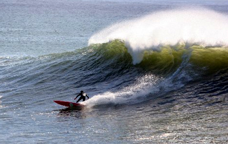 Shredding the waves at Steamer Lane