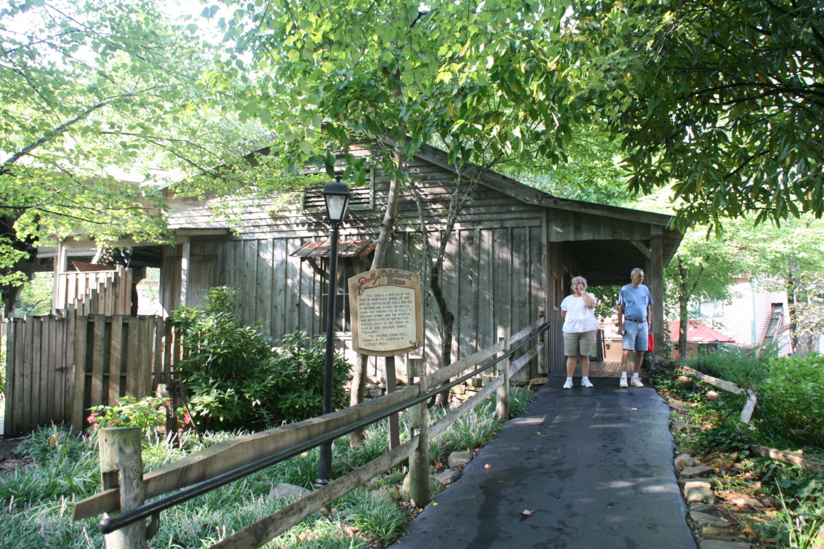 Dolly's Childhood Home