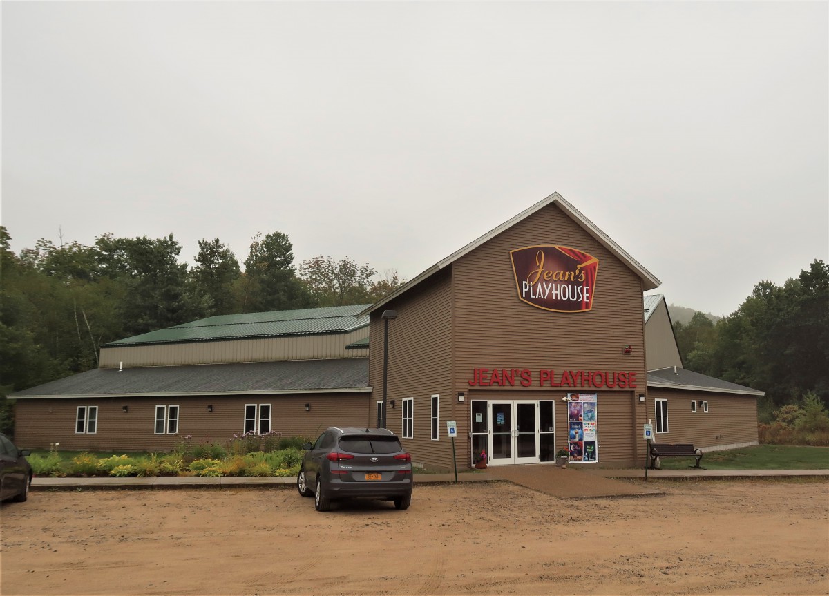Jean's Playhouse