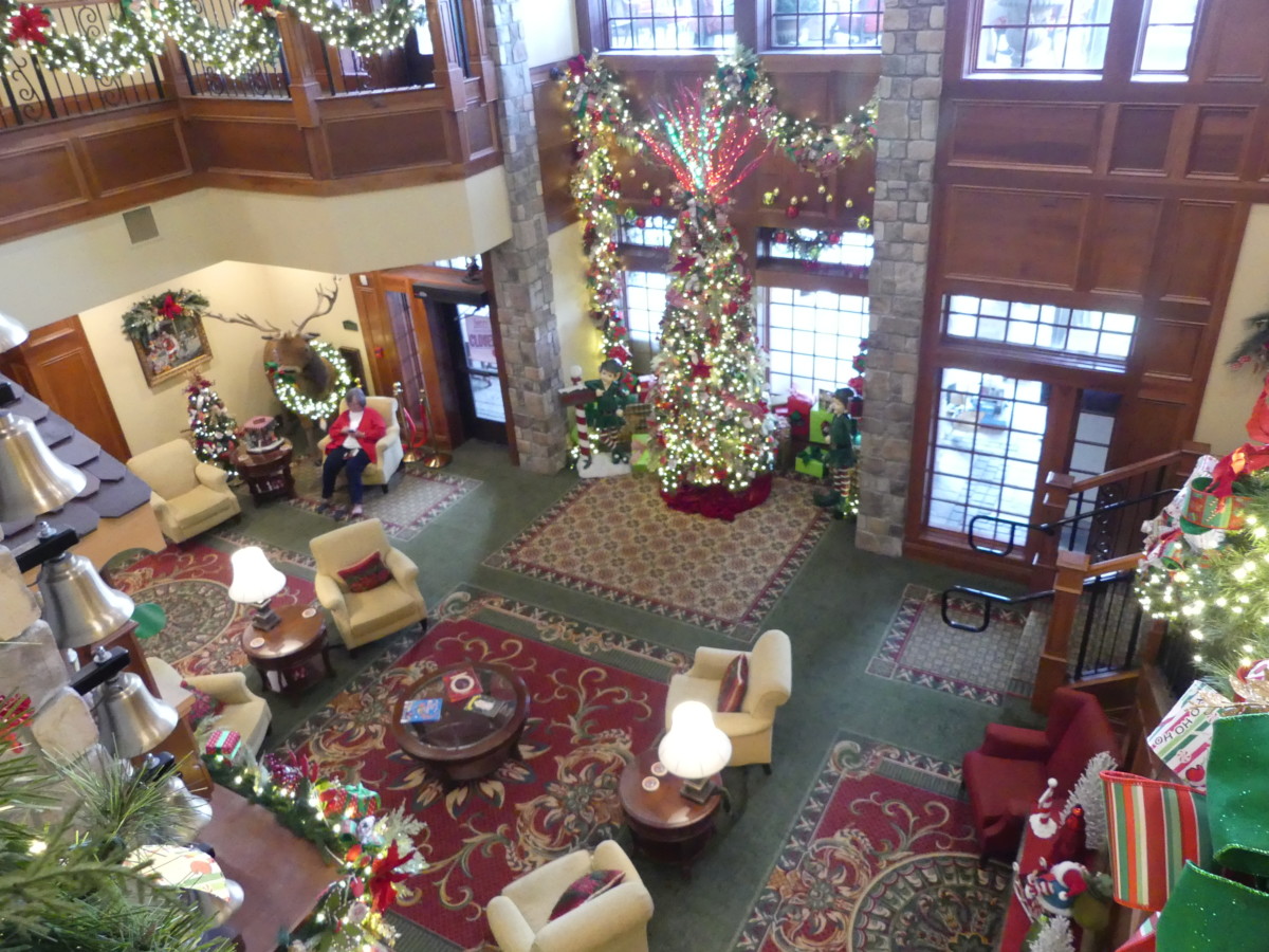 Lobby of the Inn at Christmas Place