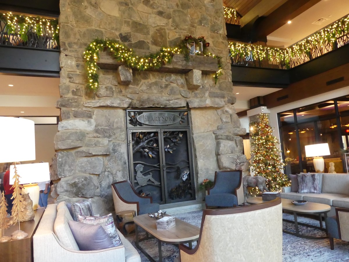 Lobby of Heartsong