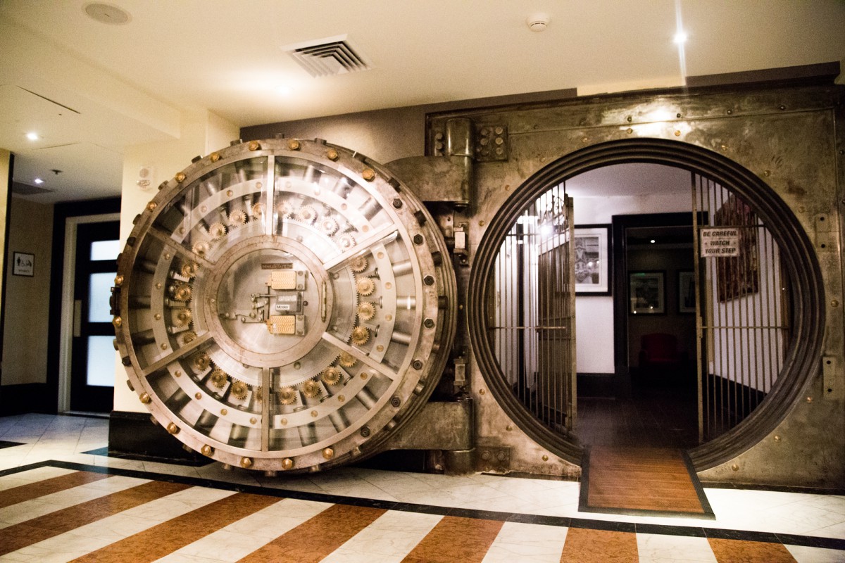 Vault bar, Sheraton Columbia Downtown