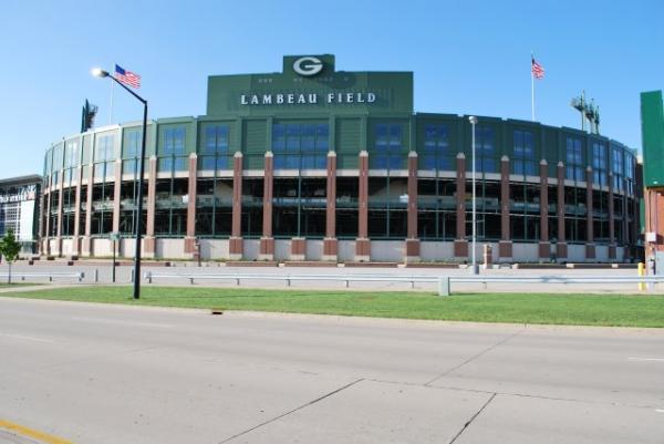 This picture was taken from Lombardi Avenue.