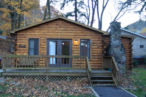 This was our lodge for the night here at the Harman North Fork Cottages in Cabins, WV. It was cozy, and I made good use of their outside hot tub.