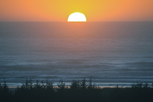 Watching the Sunset at the Umpqua Lighthouse