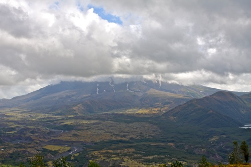 Curse you clouds... I'll be back to see Mount St. Helens again someday in it's full uncovered glory!