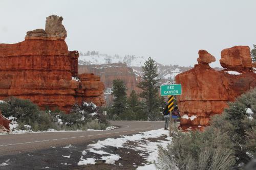 After turning off US-89 north and onto UT-12 east it started to snow.
