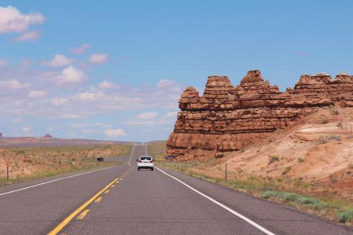 UT-24 east from Capitol Reef heacing toward I-70