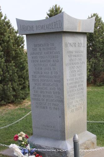 Memorial for internees who volunteered to fight and die for their country
