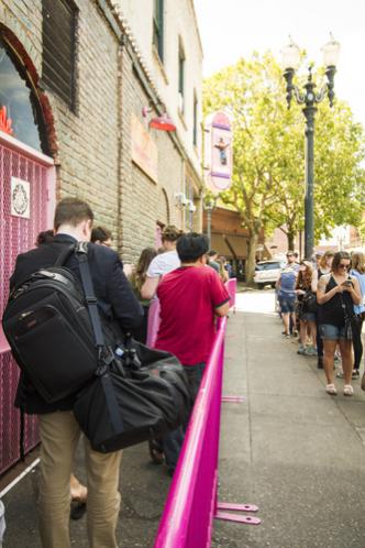 Voo Doo Doughnuts, Portland