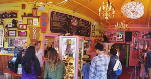 Voo Doo Doughnuts, Portland