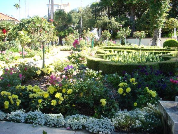 The gardens of Hearst Castle were a sight. You were overpowered by the fragrance of all flora in the vicinity.