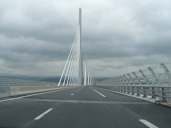 Millau on the bridge