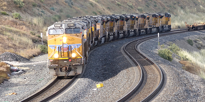 11 Engines NB, Tehachapi, California- Photo by Bruce Jones