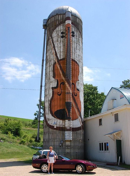 Mooney Hollow Fiddle