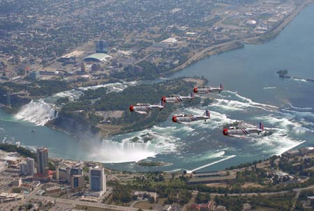 Skytypers over Niagara