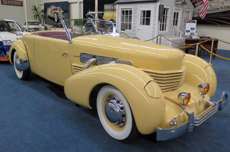 12_1937_Phaeton
