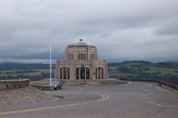 The viewing house at Crown Point