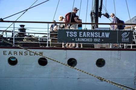 Earnslaw_2