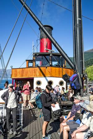 Earnslaw_3
