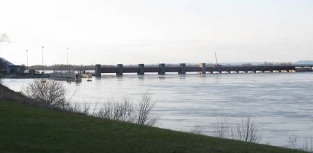 Lock and Dam #7