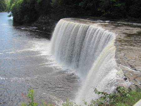 Tahquamenon Falls