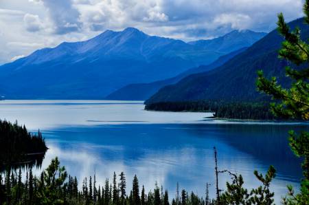 muncho lake