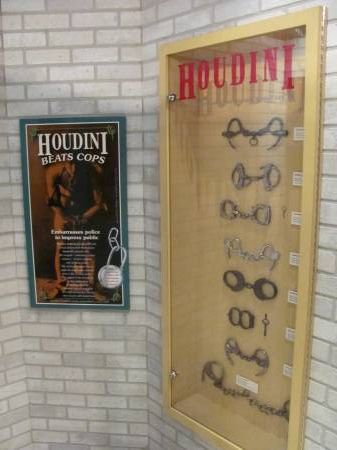 AKA Houdini