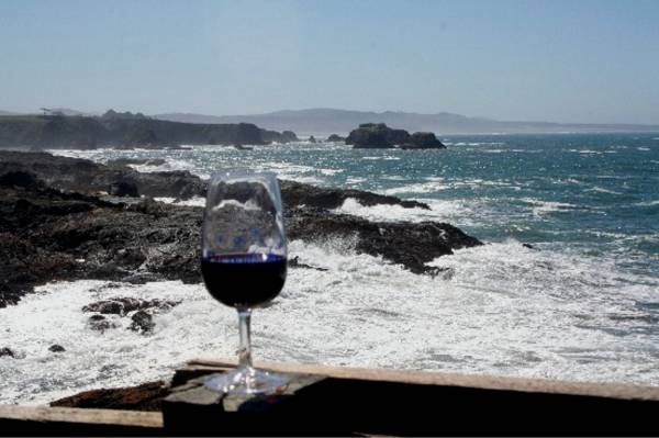 Raise to Toast to Great Wines and Great Views at Pacific Star Winery
