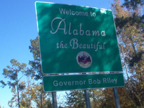 Alabama Welcome Sign