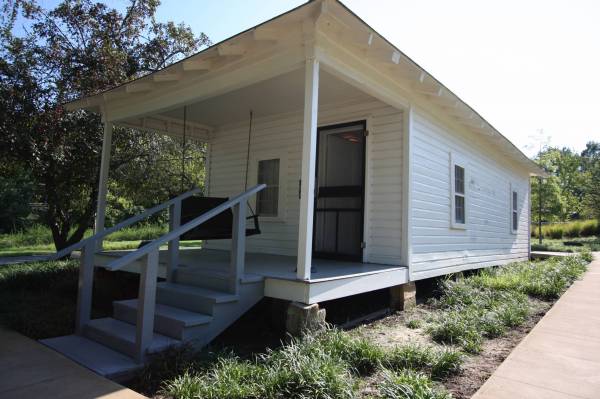 Elvis Presley's Birthplace, Tupelo
