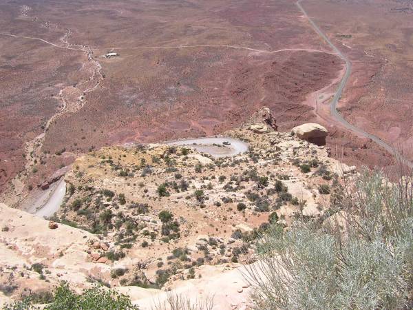 Road dowm below