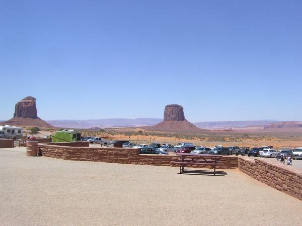 Parking area at Navajo Tribal Park