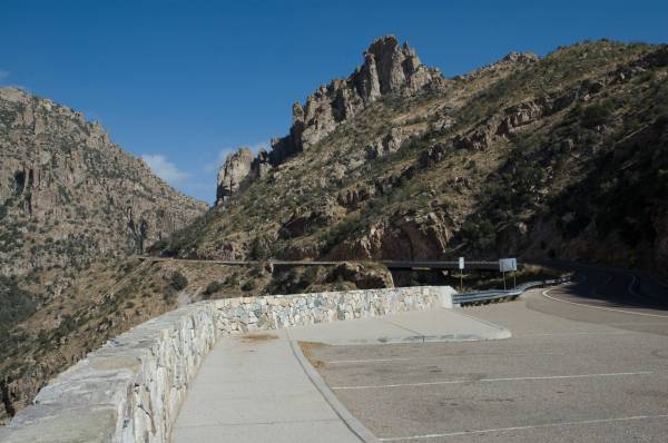 Pullout along Catalina Highway