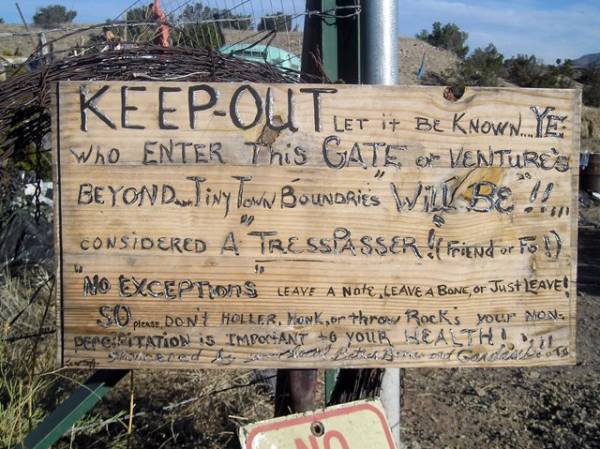 Keep Out Sign in Tiny Town