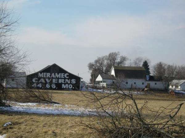 Route 66 Roadside Attraction: Meramec Barn