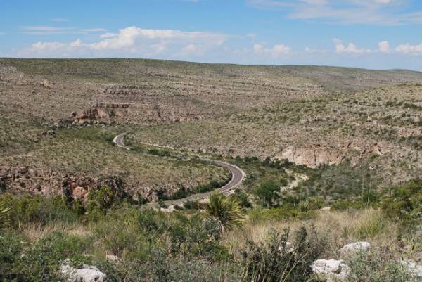 Road to Carlsbad Caverns National Park