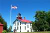 Grand_Traverse_-_A_fine_exampe_of_Lake_Michigan_lighthouses.jpg