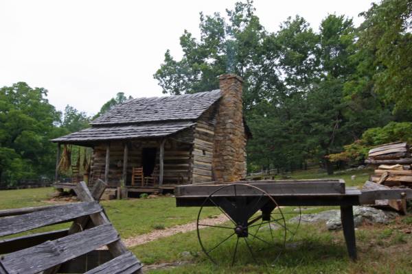 Humpback Rocks Mountain Farm
