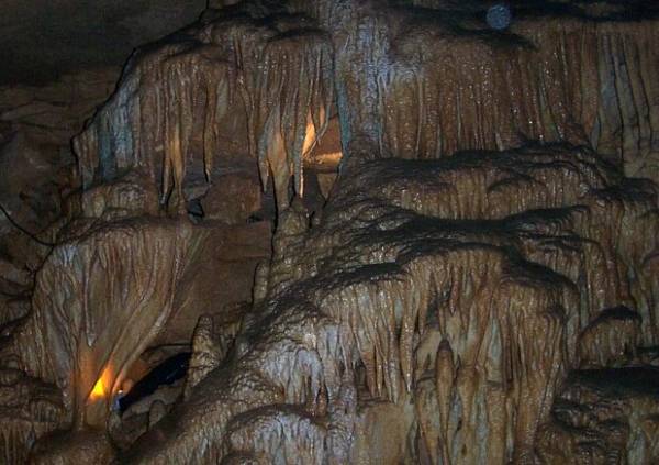 Mammoth Cave Formations