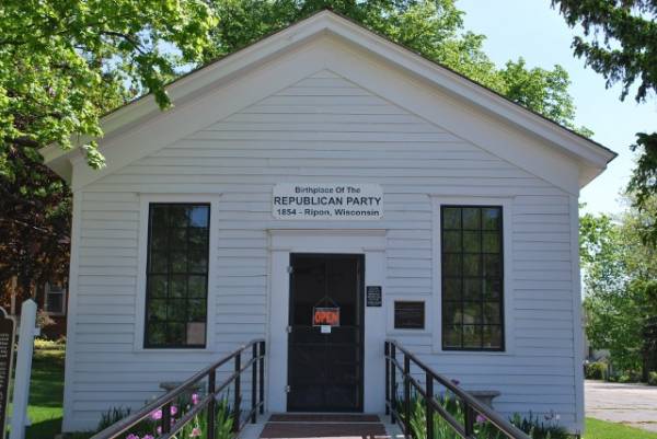 Little White Schoolhouse in Ripon, Wisconsin