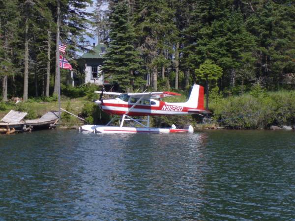 Plane Docked at Washing Island