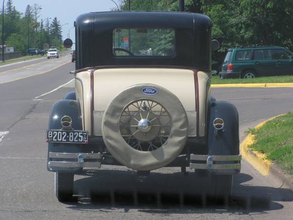 Old Car in Grand Marais, MN