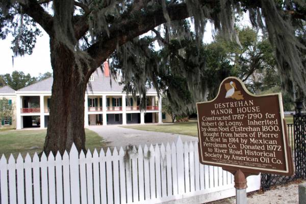 Destrehan Plantation Plaque in Louisiana