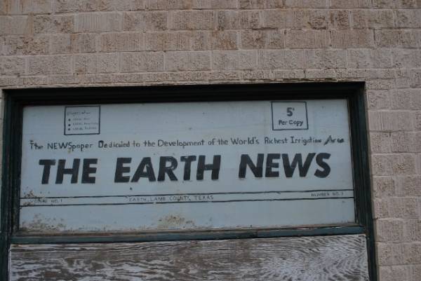 The Earth News in Earth, Texas
