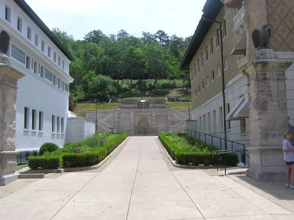 Walkway to Maurice Spring