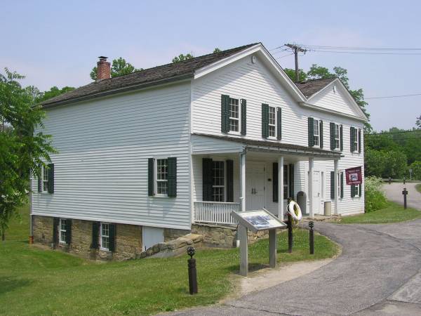 Canal Visitor Center Front View