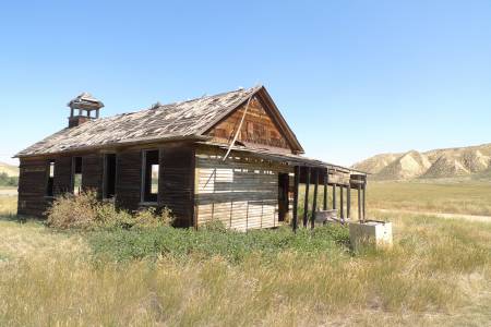 Abandoned Schoolhouse, Loma