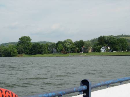 On the ferry to Augusta, KY